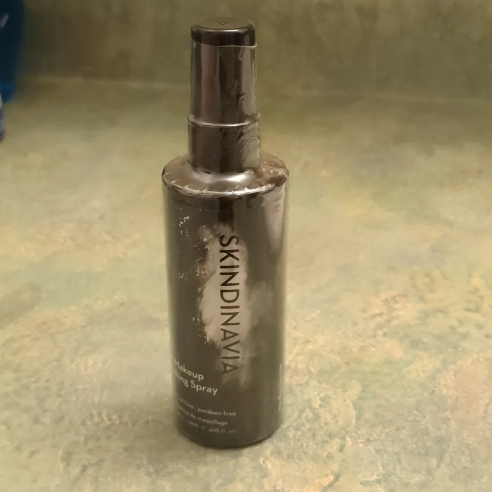 Skindinavia The Makeup Finishing Spray